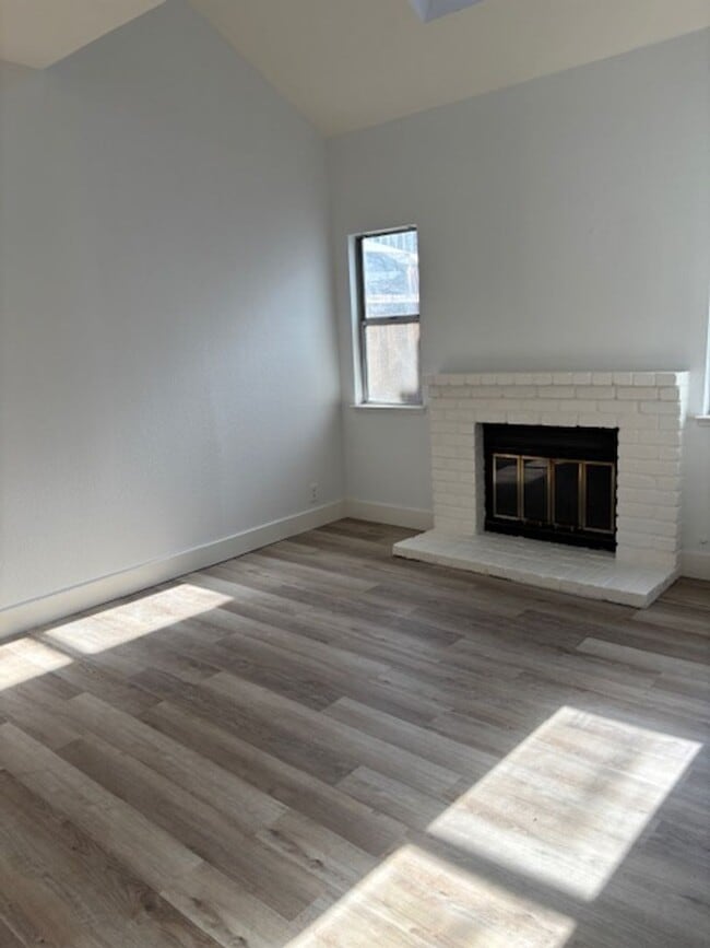 Photo - Lovely Pleasanton Townhouse