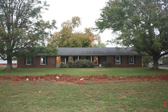 Building Photo - 7848 Nashville Rd Rental