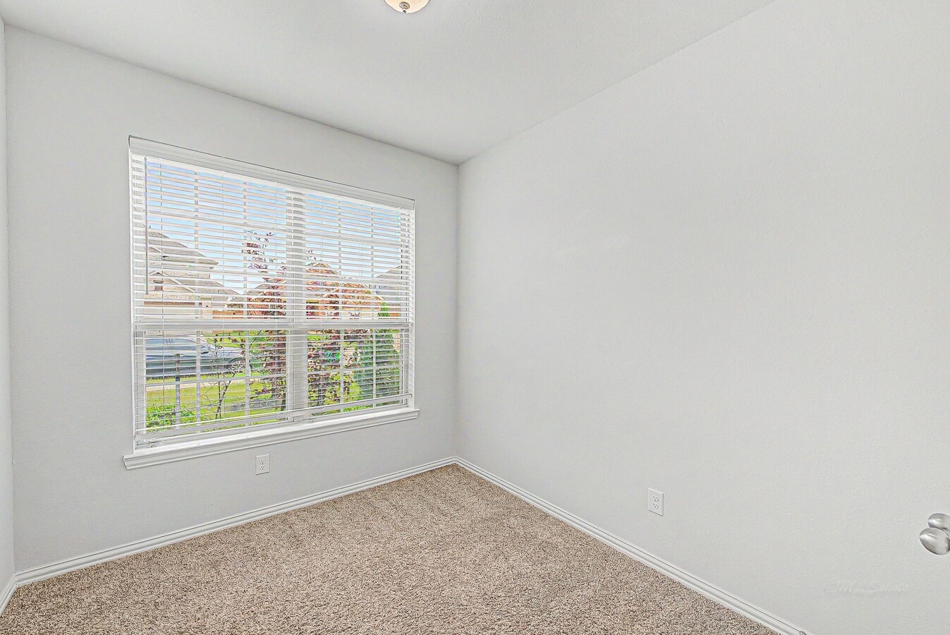 Photo - 209 Cambria Green Ln