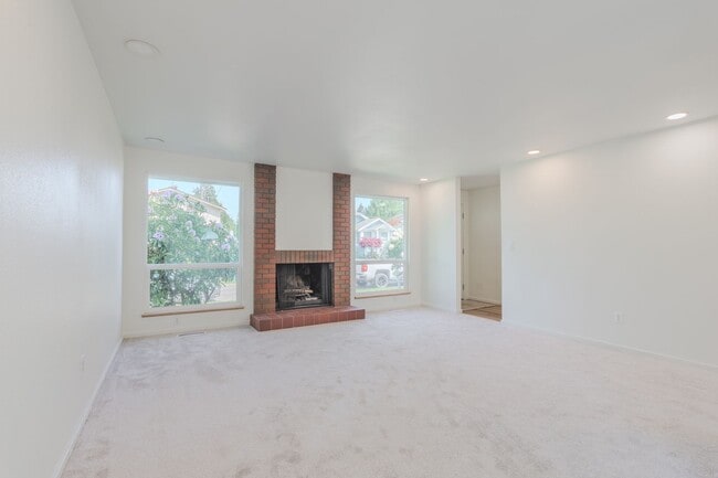 Photo - 1418 Unit 225