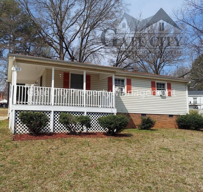 Building Photo - 1105 Meadowbrook Blvd