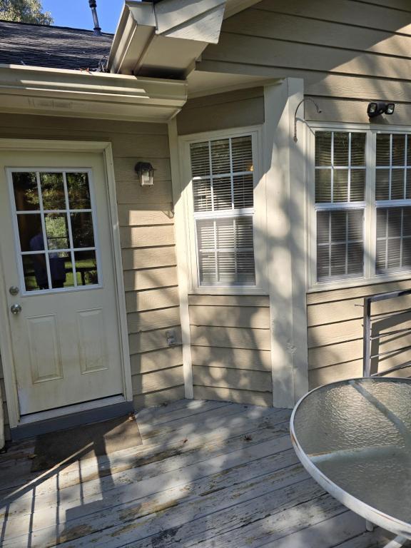 Photo - 180 Pinewood Dr