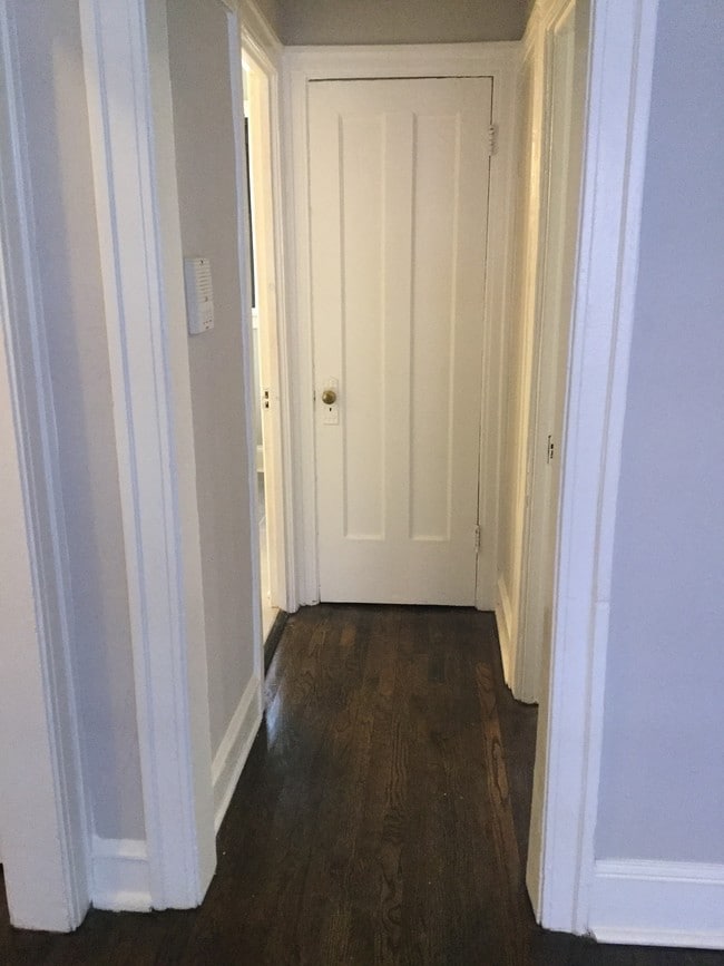 Photo - 1351 W. Touhy Ave.