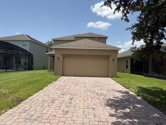 Photo - AVAILABLE NOW - BEAUTIFUL 6 BEDROOMS 3 BATH OVER 2700 SQ FT IN WINTER GARDEN CABLE / INTERNET AND...