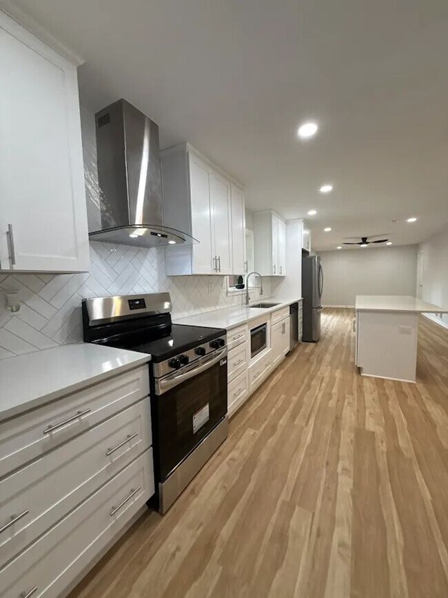 Photo - 2407 Summerland Dr