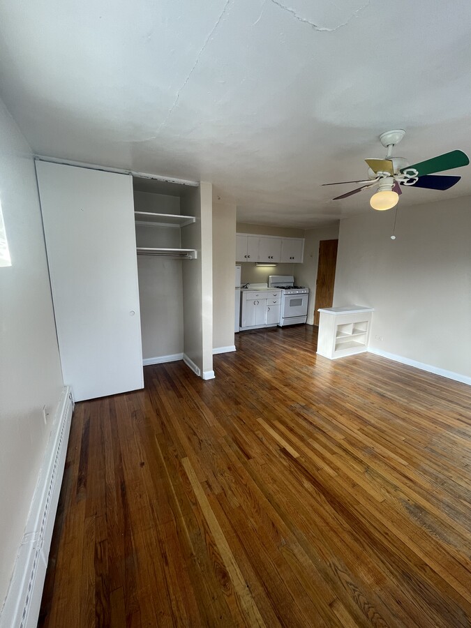 Top Floor Cozy Denver Studio! - Top Floor Cozy Denver Studio! Apartment Unit 105