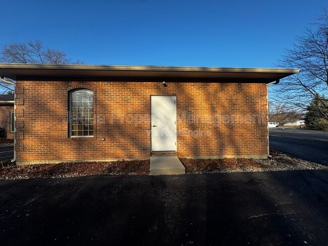 Photo - 4233 Red Arrow Hwy Unit B