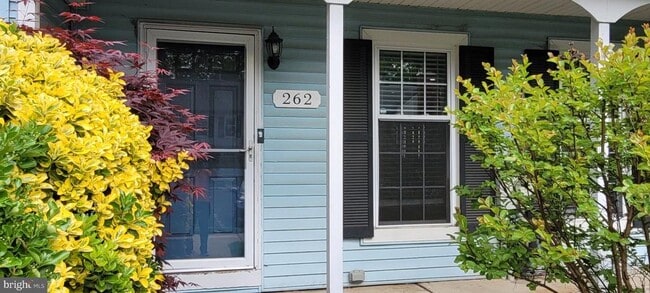Photo - 262 Liberty Dr