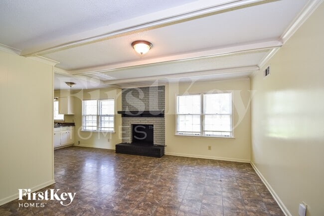 Photo - 2905 Kenneth St