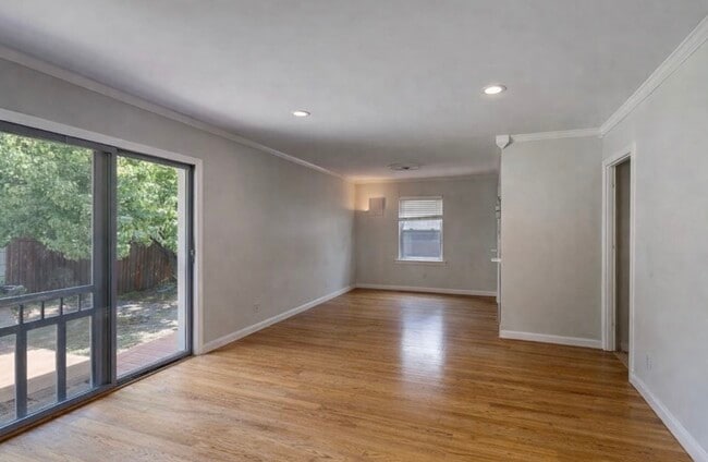 Photo - 9521 Ash Creek Dr