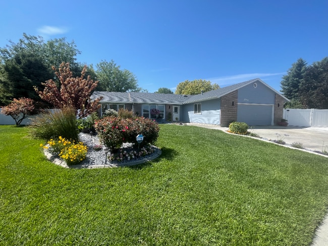 Photo - 2318 Andy Pl