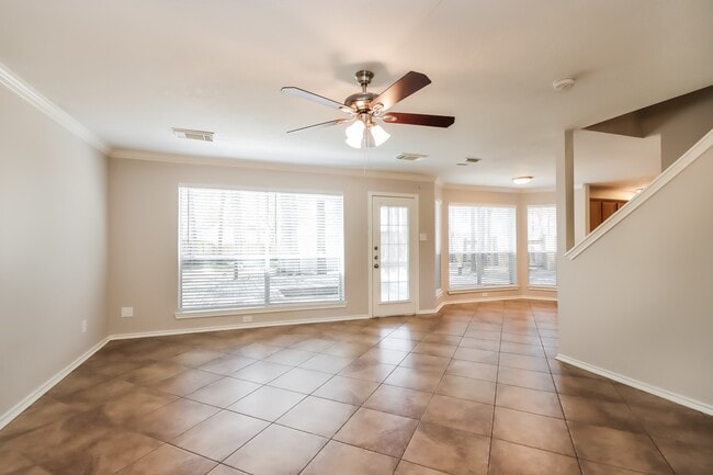 Photo - 18607 Timbers Dr