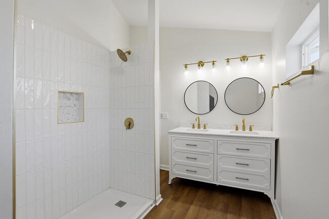 Photo - 941 E Raymond St