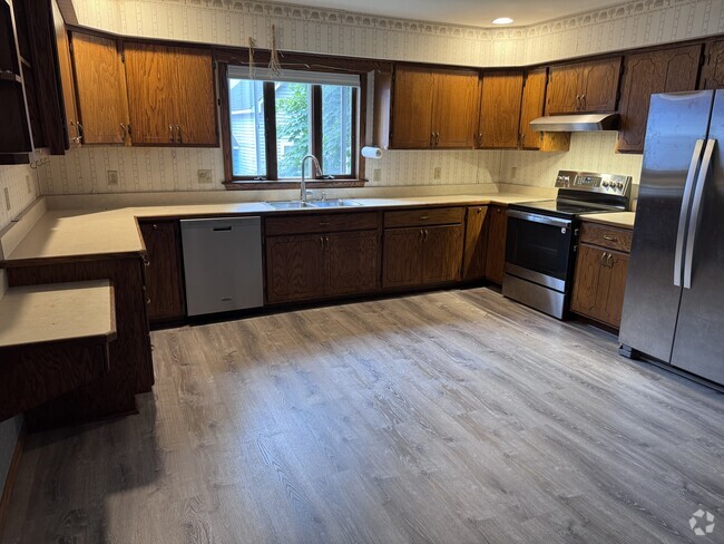 Building Photo - 157 College St Unit #1 Rental
