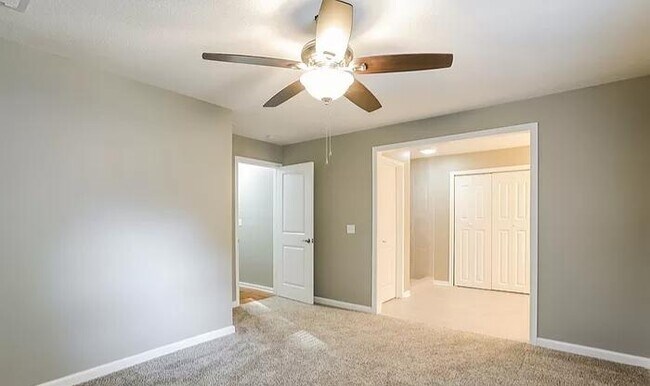 Photo - 209 W 97th St