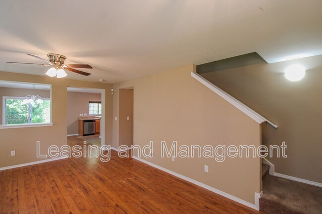 Photo - 8811 Kellum Dr
