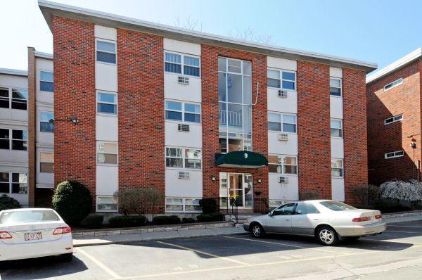 Photo - 9 Commonwealth Ct Unit 13
