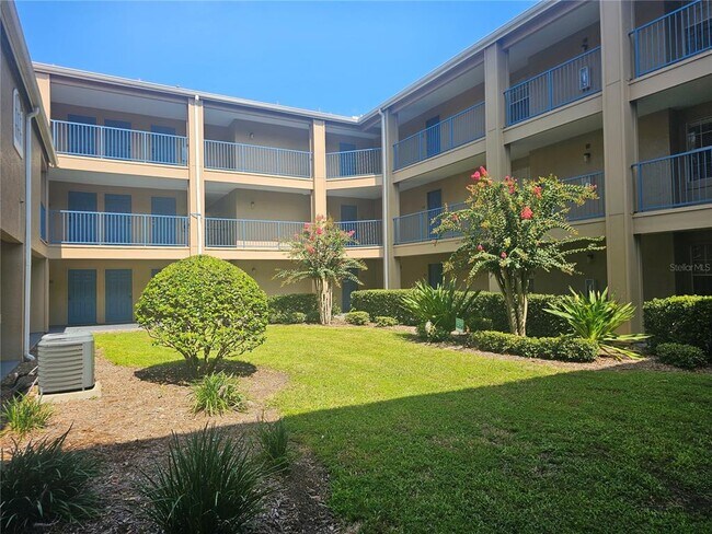 Photo - 7230 Westpointe Blvd Unit 1232