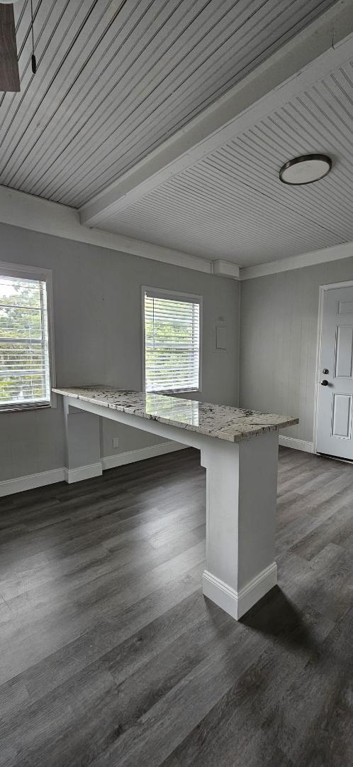 Photo - 101 S Moss St