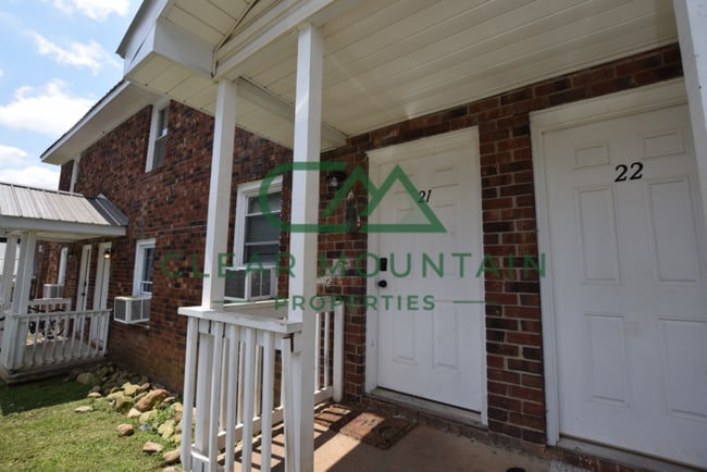 Building Photo - Move-in Special! Limited-Time Leasing Offer Rental