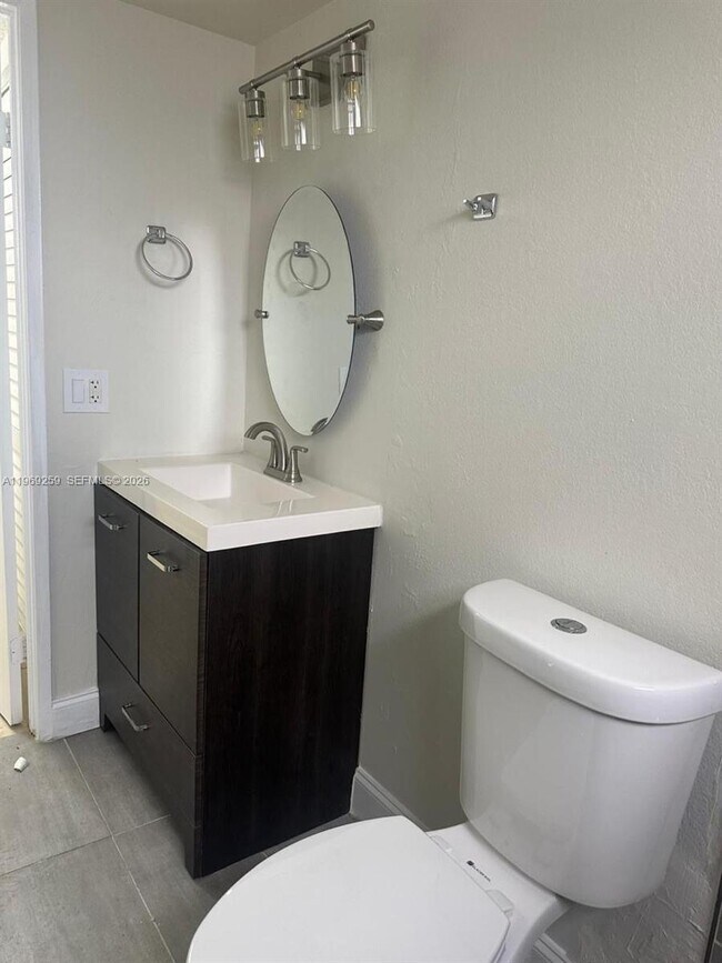 Photo - 1463 Lake Crystal Dr