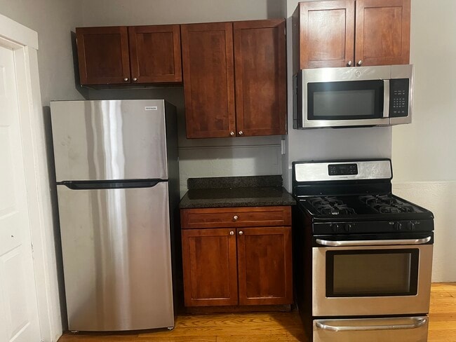 Photo - 270 Bowdoin St Unit 3