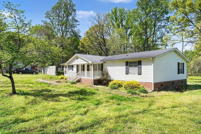 Photo - 3BR Home in Raleigh with Large Yard - GREAT PRICE!