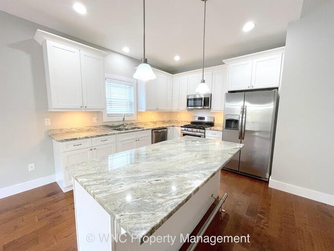 Photo - 72 Leyland Cir
