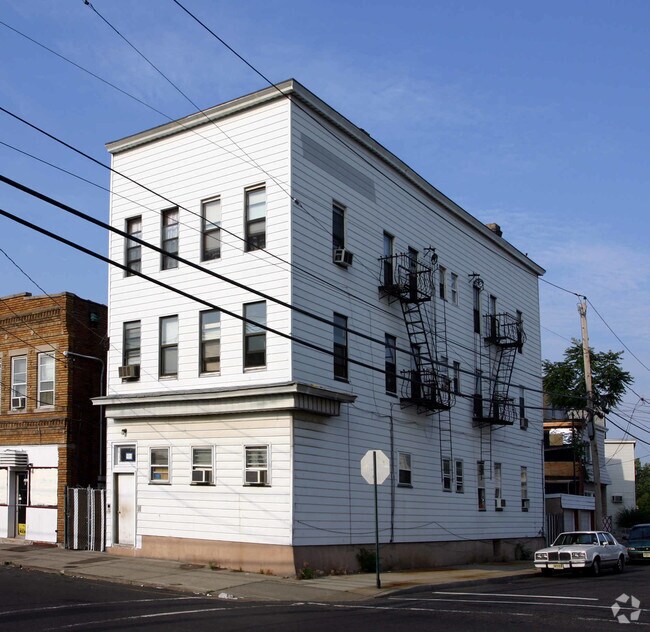 91 Jewell St Apartments For Rent in Garfield, NJ