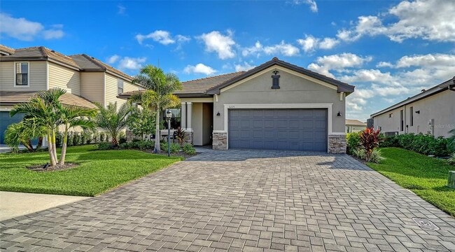 5225 Blue Crush St