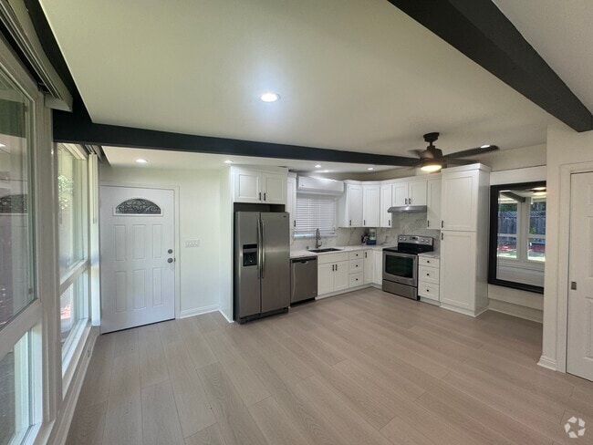 Building Photo - 1435 Kiner Ave Rental