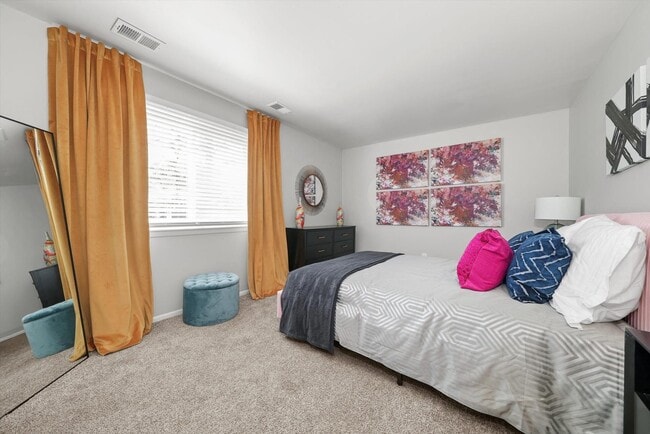 Photo - Hampton in Highland Apartments