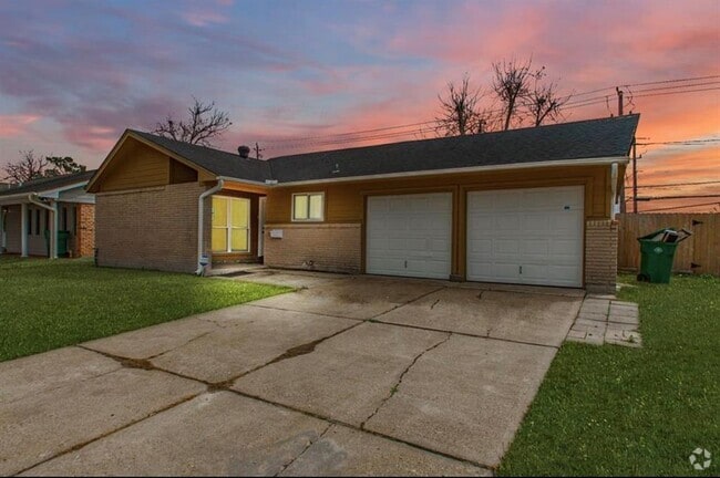 Building Photo - 3410 Truxton Dr Rental