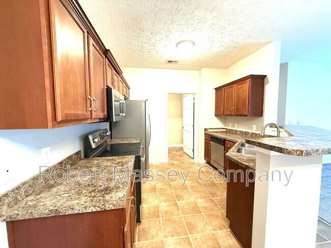 9400 Clubview Dr Unit 101