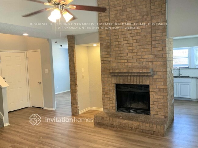 2414 Claremont Dr