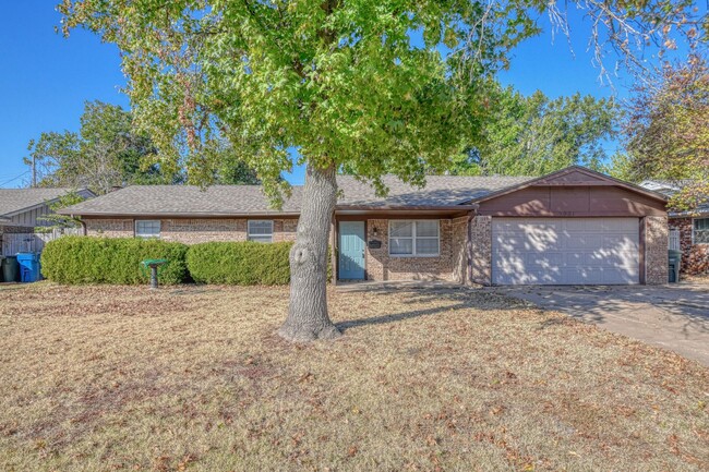 Beautiful newly Updated Edmond Home! - Beautiful newly Updated Edmond Home!