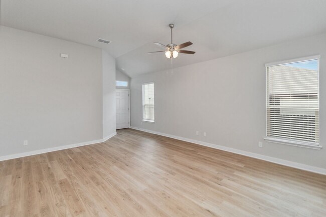 Photo - 299 Colgin Dr
