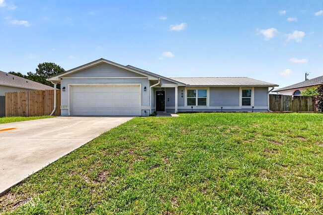 Photo - 756 SW Ancona Rd