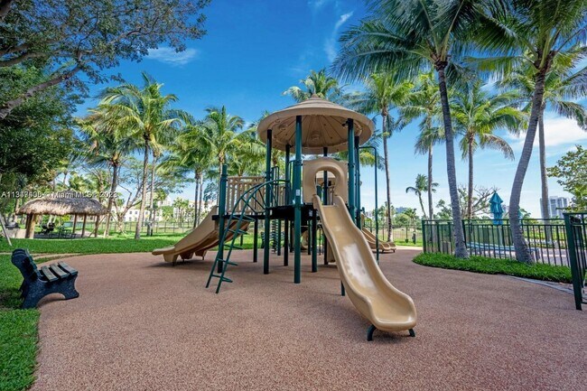 Photo - 19501 W Country Club Dr Unit 1410