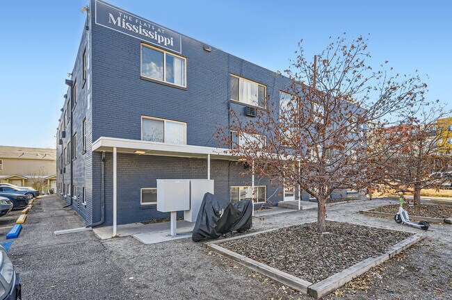 Photo - Flats at Mississippi