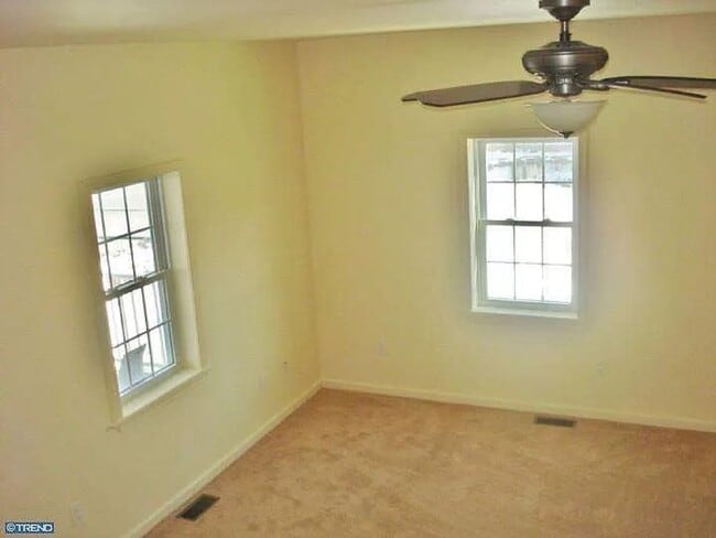 Photo - 3 Bed 2 Bath Townhouse in Williamstown