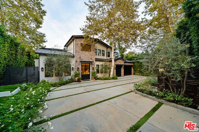 Photo - 15645 Woodvale Rd