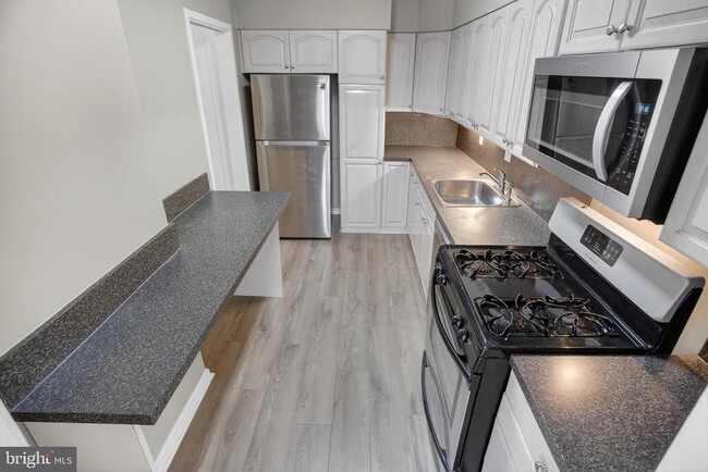 Photo - 4515 Willard Ave Unit 708S