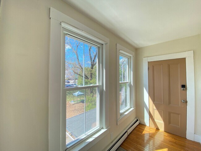 Photo - 118 Locust St Unidad 4