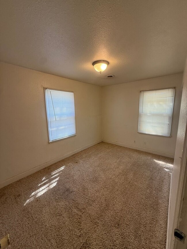 Photo - 1602 Pierce St