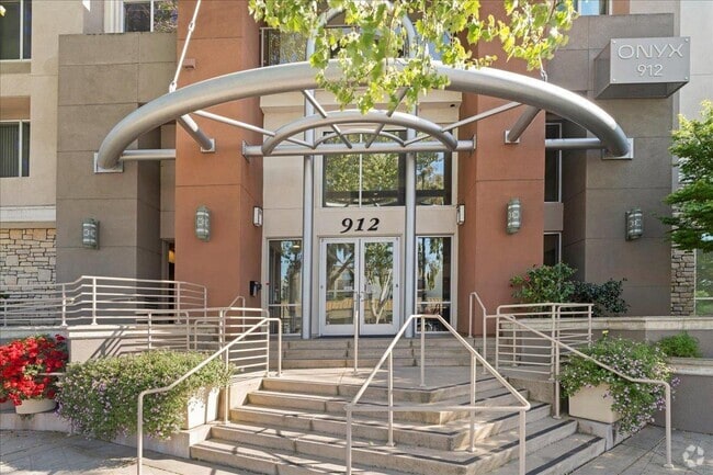 Building Photo - 912 Campisi Way Unit #307 Rental