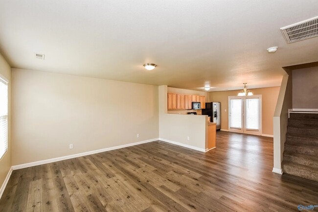 Photo - 129 Farmington Dr