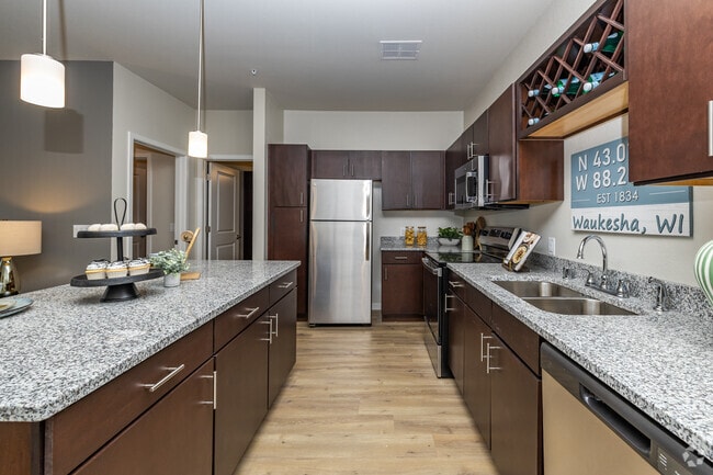 2BR, 2BA - 1,212 - Kitchen