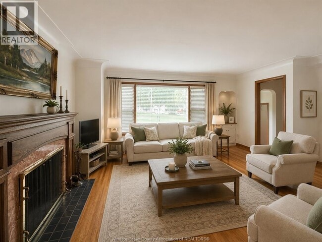 Photo - 610 N Talbot Rd