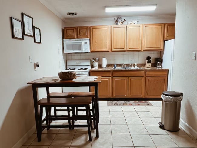 Photo - 1700 SW 16th Ct Unit C8